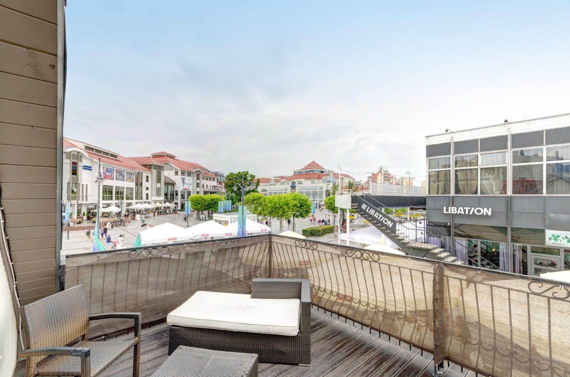 Dom & House - Apartments Port Monte Cassino Sopot Exterior foto