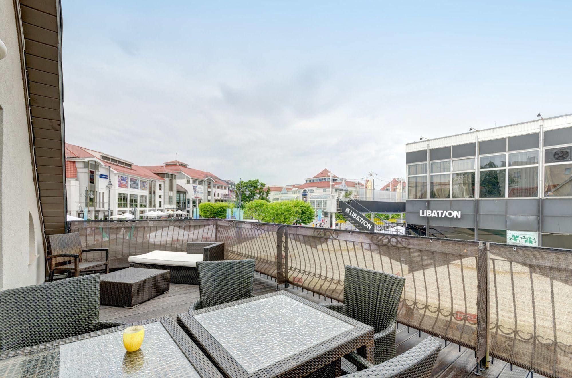Dom & House - Apartments Port Monte Cassino Sopot Exterior foto